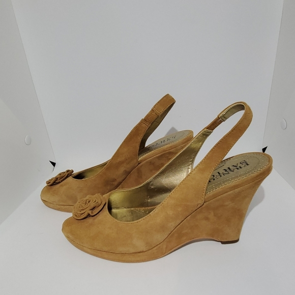 Franco Sarto Suede Leather Tan Gold Wedge Shoes 7.5 M - Picture 1 of 8